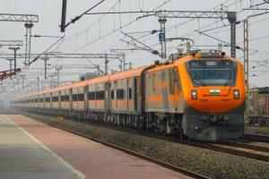 Bihar Train News: बिहार के 8 स्टेशनों से चलेगी अमृत भारत एक्सप्रेस, कंफर्म टिकट मिलने का झंझट खत्म