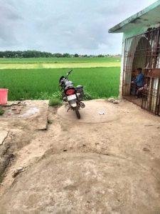 मध्य विद्यालय सिलौटा में चाहारदीवारी नहीं होने से परेशानी