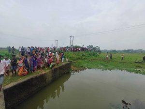 Deoghar News : लापता युवक का मिला शव, हत्या के आरोप में एक घंटे सड़क जाम