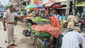Kaimur News : प्रभात खबर इंपैक्ट. एकता चौक से मुंडेश्वरी सिनेमा हॉल तक हटाया गया अतिक्रमण