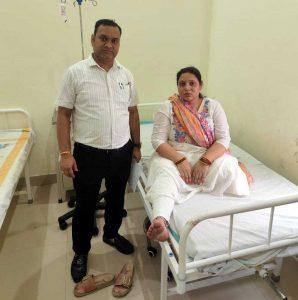 जिला मत्स्य पदाधिकारी की पत्नी से पिस्टल की नोक मंगलसूत्र लूटा, मारपीट कर तोड़ दिया पैर