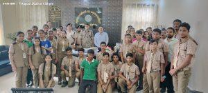 Giridih News :एसडीओ ने स्कूली बच्चों से किया संवाद
