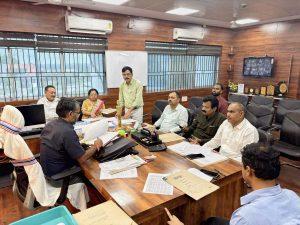 Giridih News :मुख्यमंत्री स्वास्थ्य सहायता योजना की कार्य प्रगति की समीक्षा