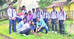 Chaibasa News : पेड़-पौधे जीवन का आधार, संरक्षण जरूरी