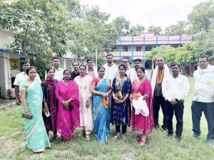 शिक्षा देने के साथ शिक्षक होते सभ्य समाज के रचयिता
