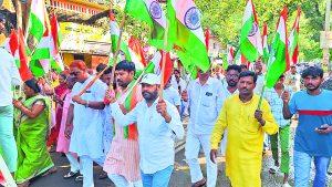 Siwan News : गुठनी में भाजपा ने निकाली तिरंगा यात्रा