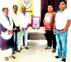 Chaibasa News : पुण्यतिथि पर याद किये गये वाजपेयी