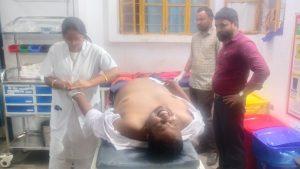 सड़क दुर्घटना में बाइक सवार दो लोग जख्मी