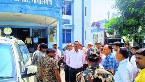 Gopalganj News  : डीएम की जांच में &#8221;बीमार&#8221; मिला सदर अस्पताल, डॉक्टर व स्वास्थ्यकर्मियों का काटा गया वेतन