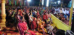 भक्ति ही वह साधन है, जो मनुष्य को ईश्वर से जोड़ता है : कथावाचक