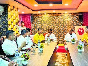 Gopalganj News : आज शहर में रोड शो से वोटरों के अधिकार की आवाज बुलंद करेंगे राहुल गांधी और तेजस्वी