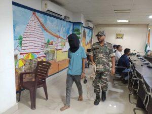 पति ने ही अपने दाेस्त संग खुशबू की जान लेने की कोशिश की थी, दोनों  गिरफ्तार