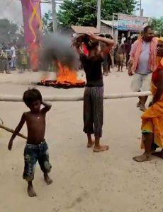 Madhubani News : नहर डूबे युवक का शव तीसरे दिन मिला, आक्रोशित ग्रामीणों ने सड़क जाम कर किया प्रदर्शन